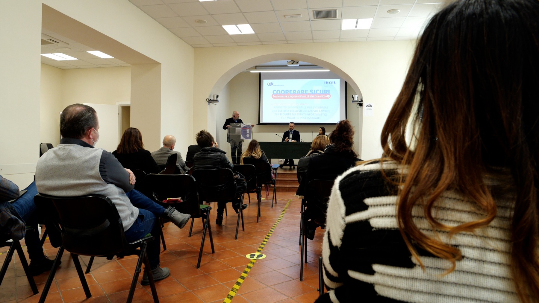 P1012766.00_06_42_10.Immagine184