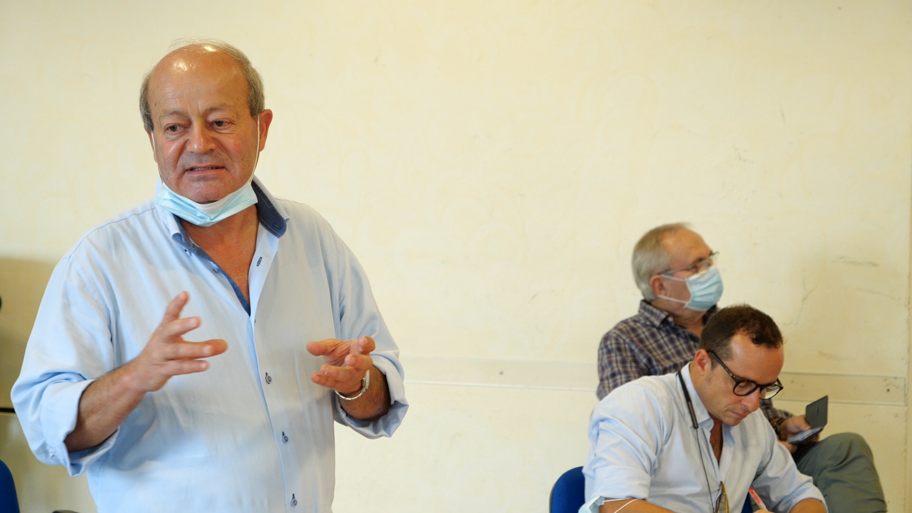 montaggio.00_17_50_04.Immagine026