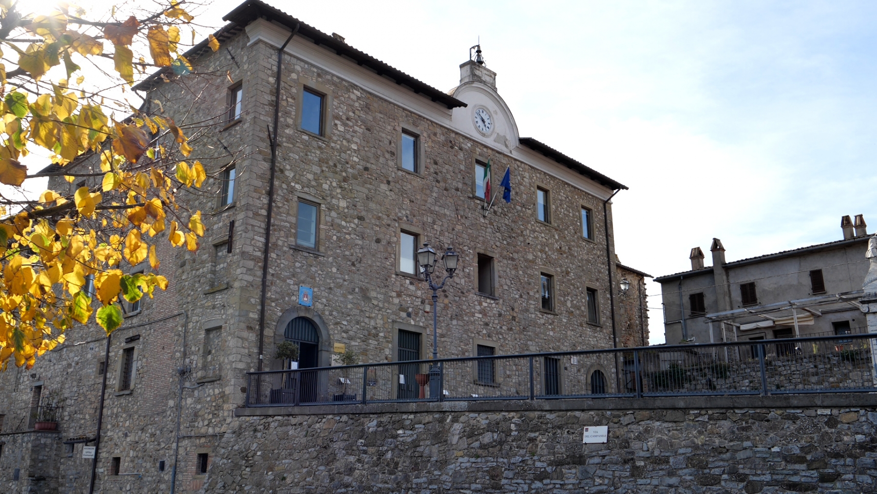 service TV.00_07_53_21.Immagine002