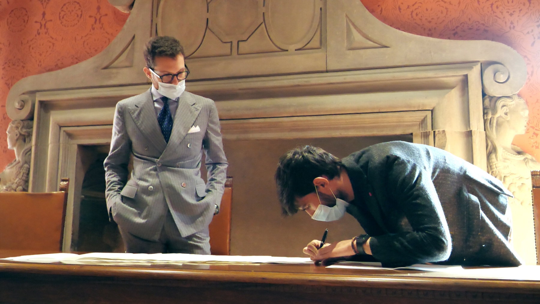 service TV.00_25_47_11.Immagine029