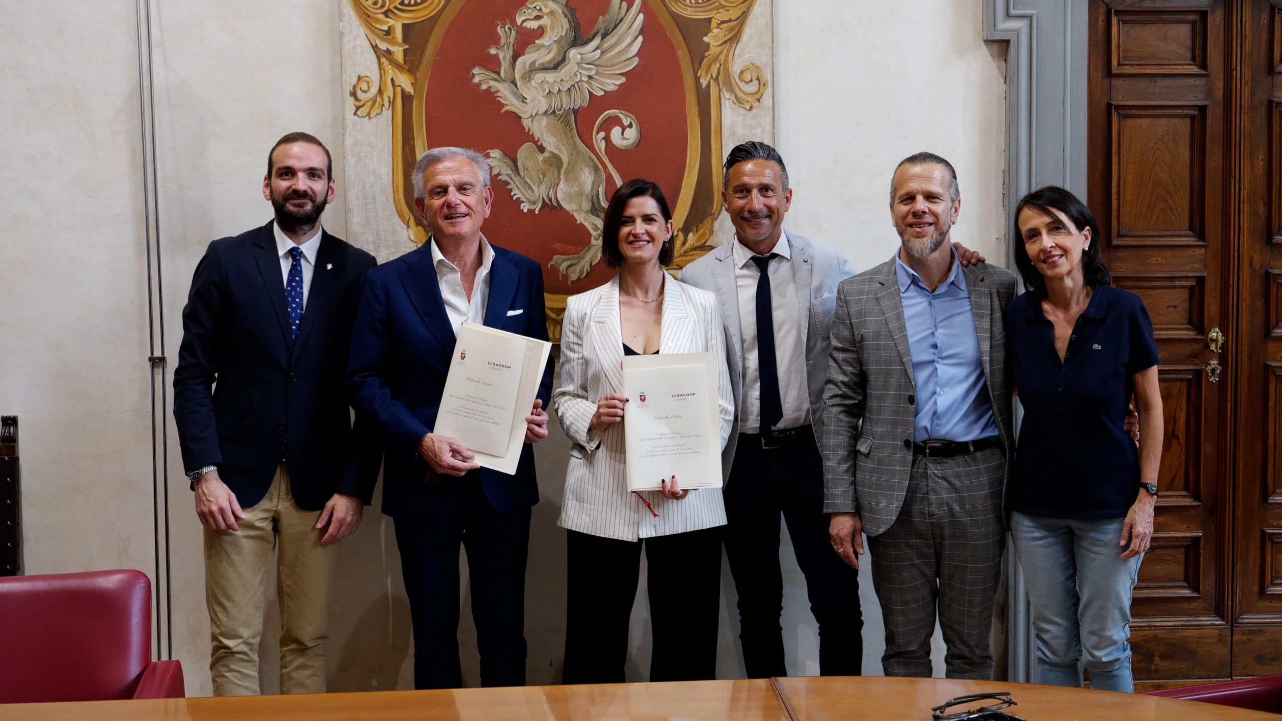 COMUNE DI PERUGIA E LEGACOOP UMBRIA INSIEME PER LA CURA E LA VALORIZZAZIONE DEI BENI COMUNI E DEI SERVIZI COLLETTIVI